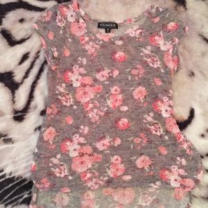 Women’s split side sleeveless top